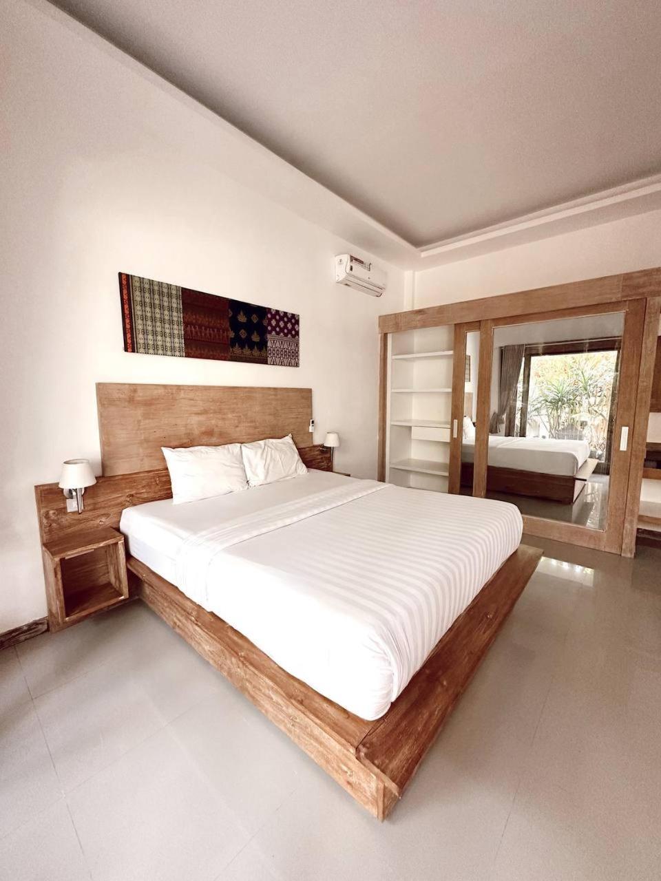 Hi5 Kuta Hotel Kuta  ห้อง รูปภาพ