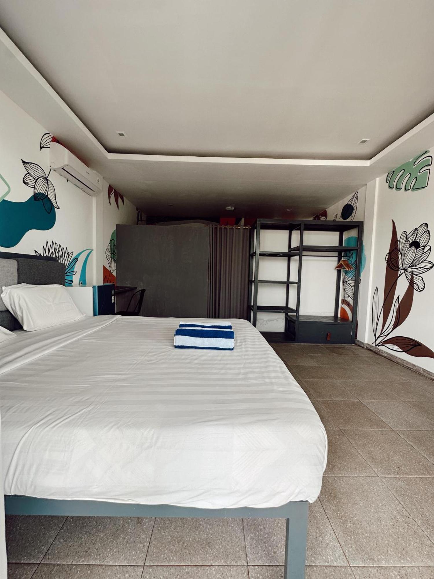 Hi5 Kuta Hotel Kuta  ห้อง รูปภาพ